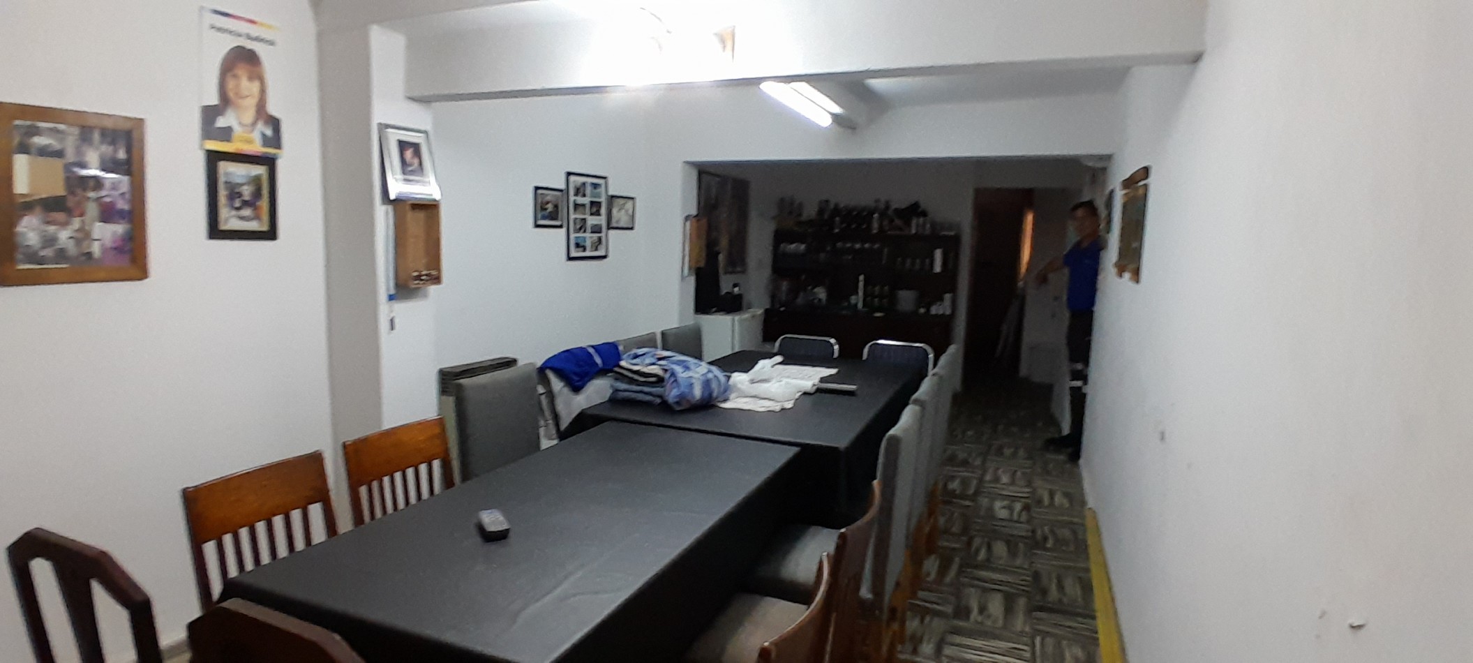VENTA-CASA 2 PLANTAS-INGRESOS INDEPENDIENTE-REFORMADA