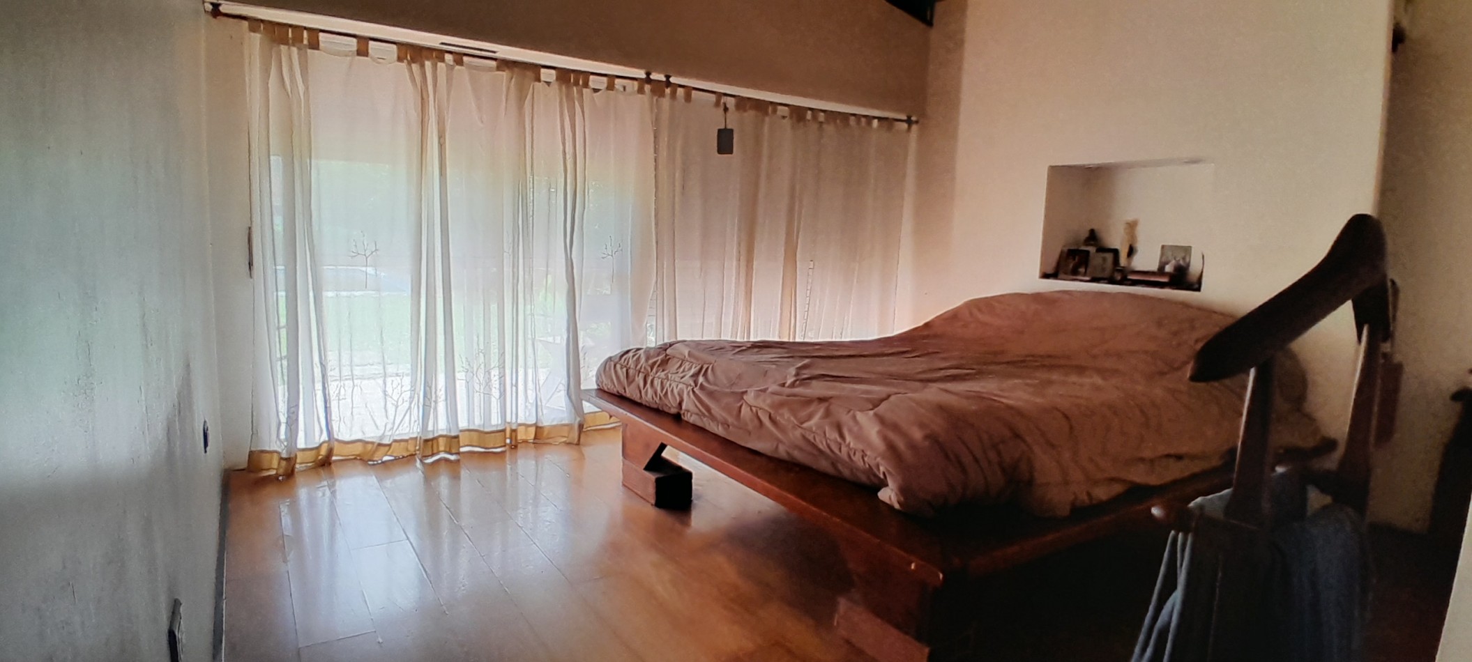 VENTA-BARIO LOS MORROS-FUNES-3 DORMITORIOS-PARQUE-PILETA