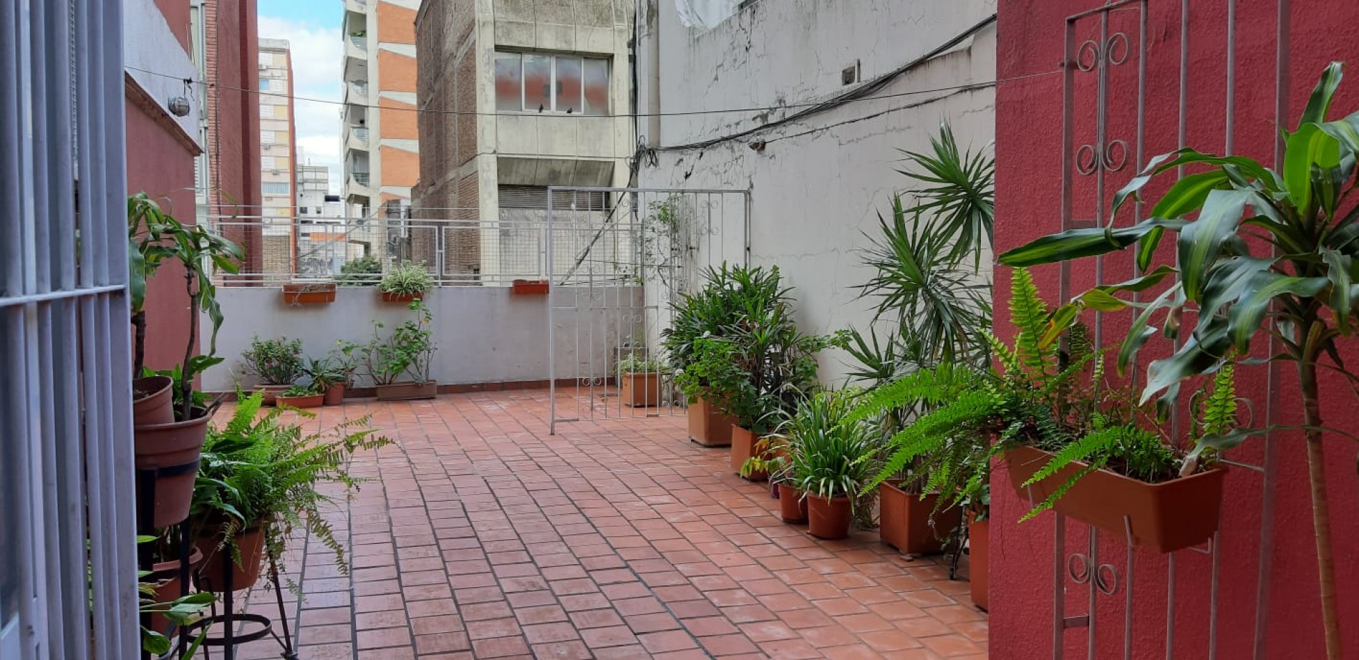 VENTA-ITALIA 600-3 DORMITORIOS-COCHERA-TERRAZA-184 M2