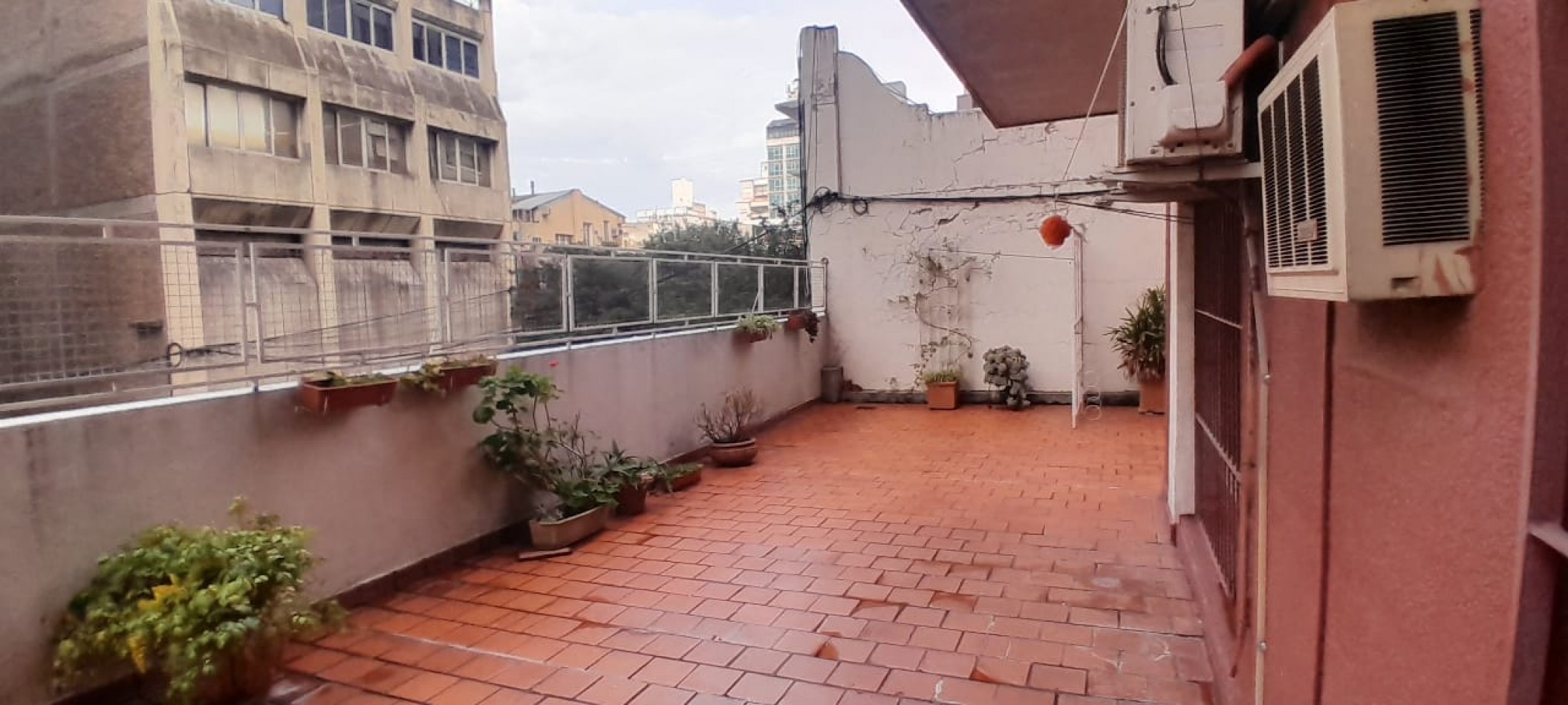 VENTA-ITALIA 600-3 DORMITORIOS-COCHERA-TERRAZA-184 M2