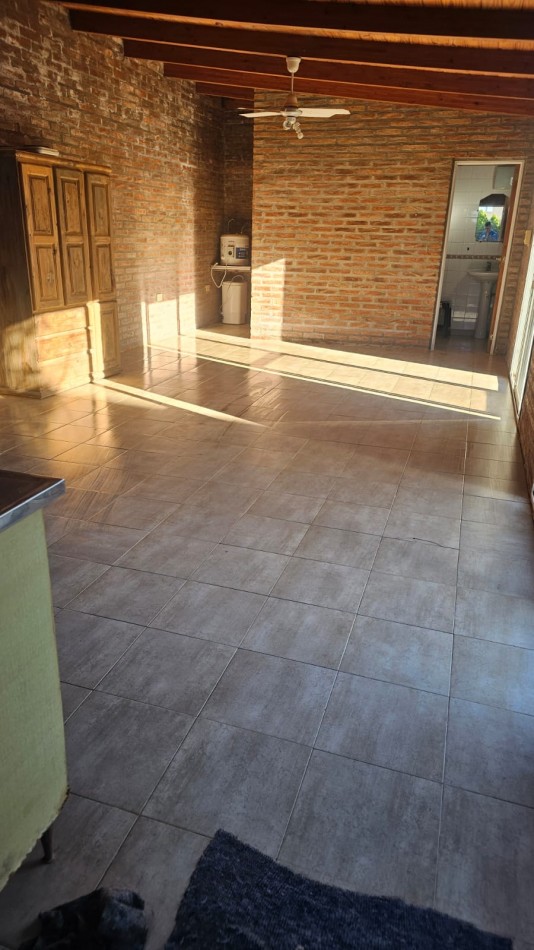 ALQUILER-TDS 2-CASA AMBIENTE UNICO-PILETA-COCHERA