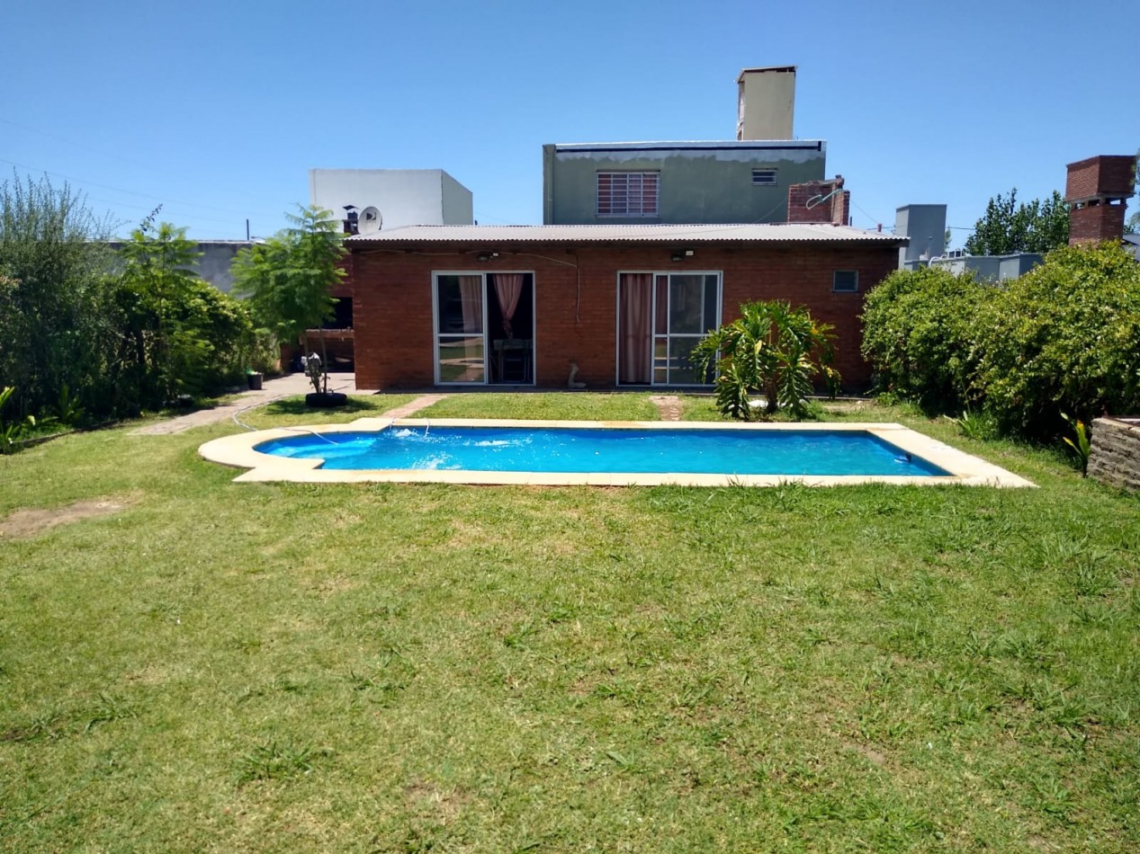 ALQUILER-TDS 2-CASA AMBIENTE UNICO-PILETA-COCHERA