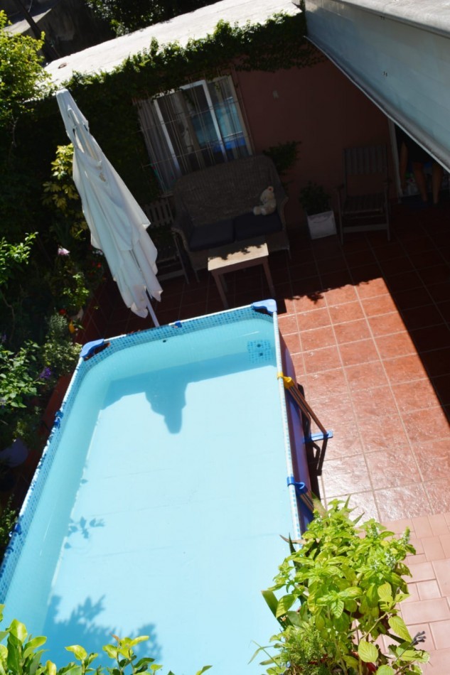 VENTA-FISHERTON-CASA 2 DORMITORIOS-IMPECABLE